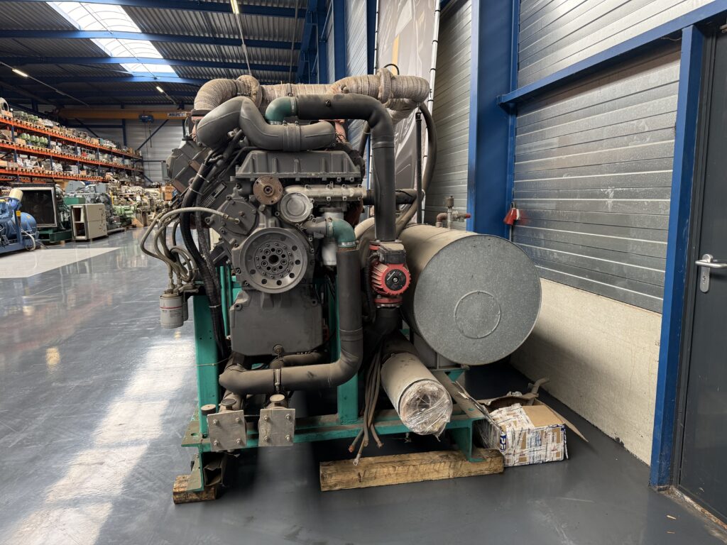 Used DEUTZ BF8M 1015 – AEM GENERATOR SET 250 KVA