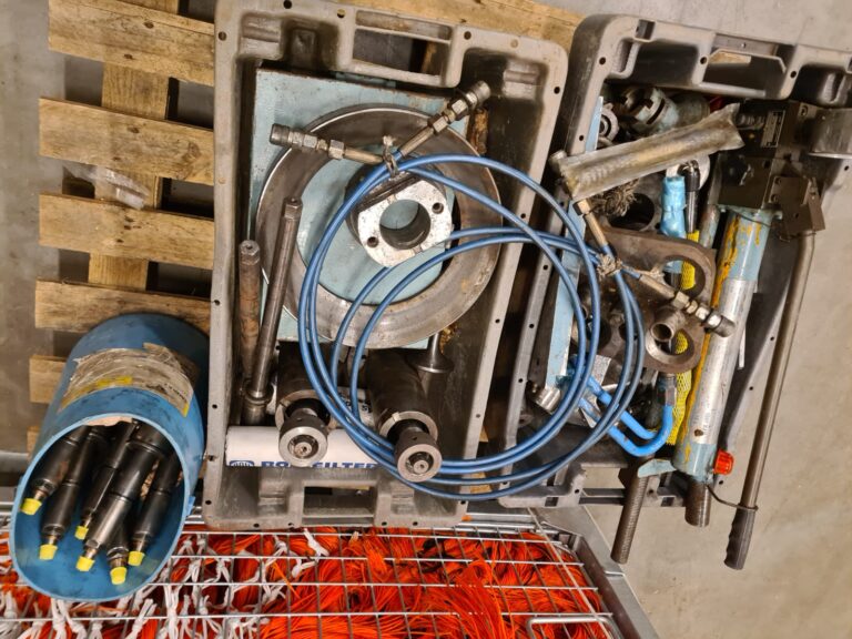 Used 2012 STORK WARTSILA 6SW280