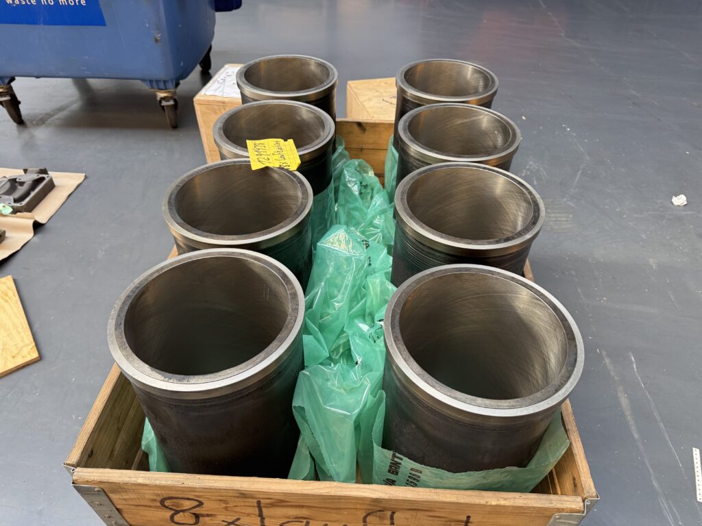 Used CYLINDER LINERS P/N 12911938 MWM TBD 440-6/8/12/16