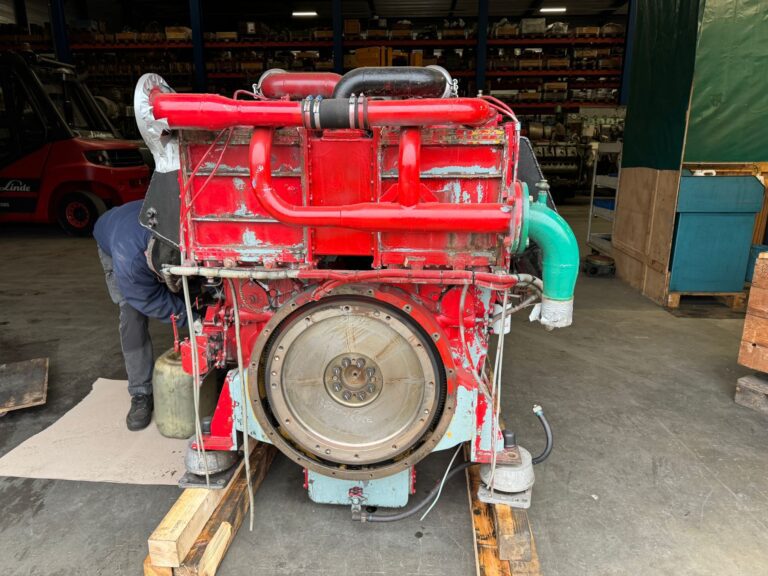 Used 2004 Mitsubishi S12A2-MPTK