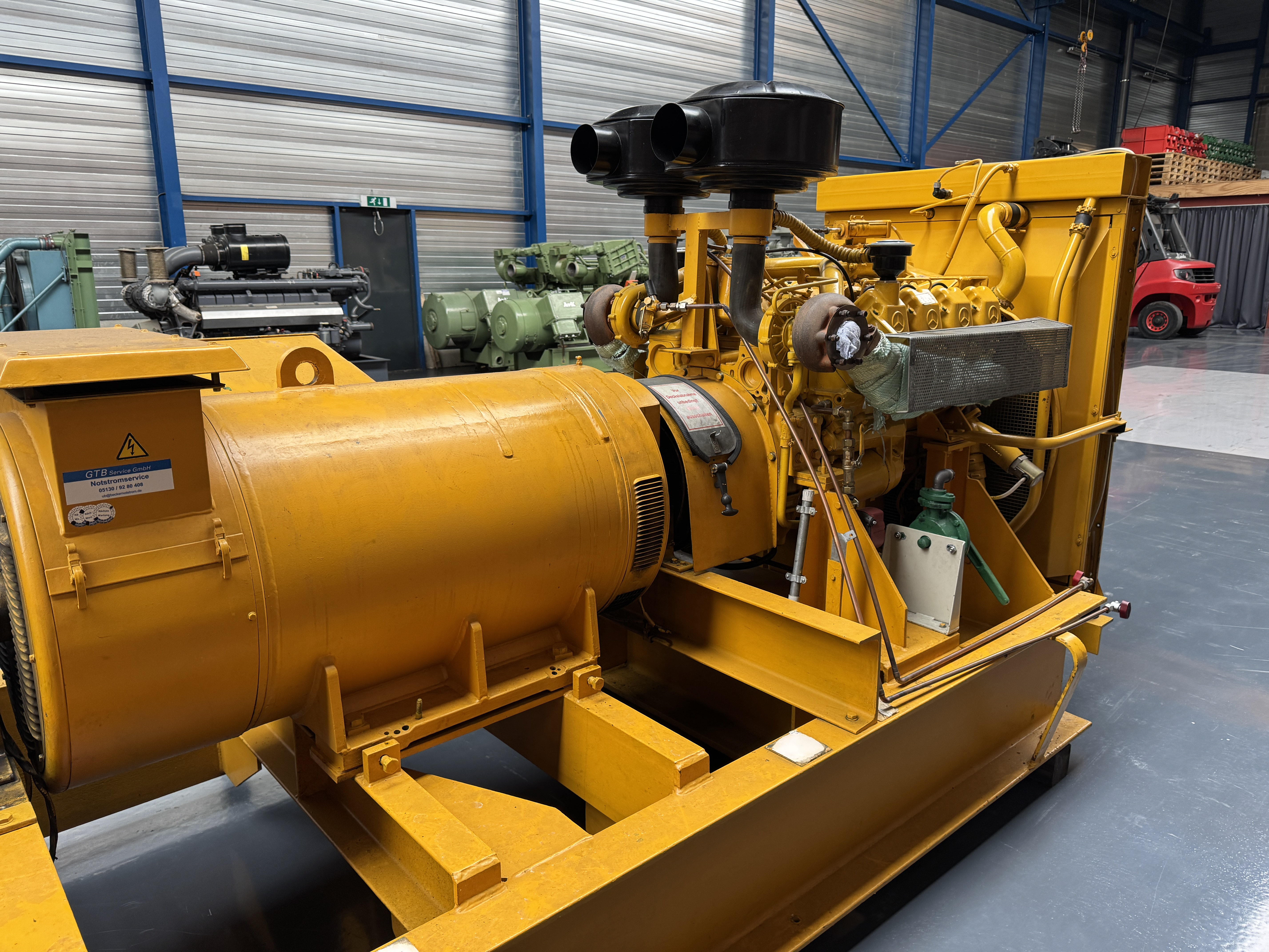 Used Merceders / MTU – 8V183 TA 32 – OM 442A – Anton Piller NKT 320-4 -265KVA