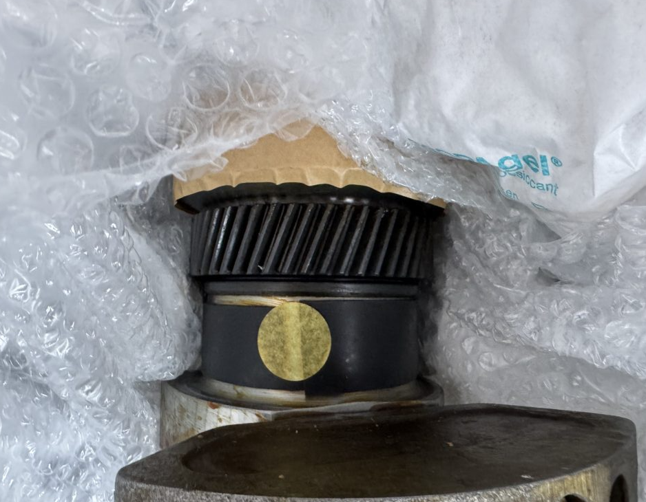 CRANKSHAFT P/N 04052460 FOR DEUTZ BA6M816