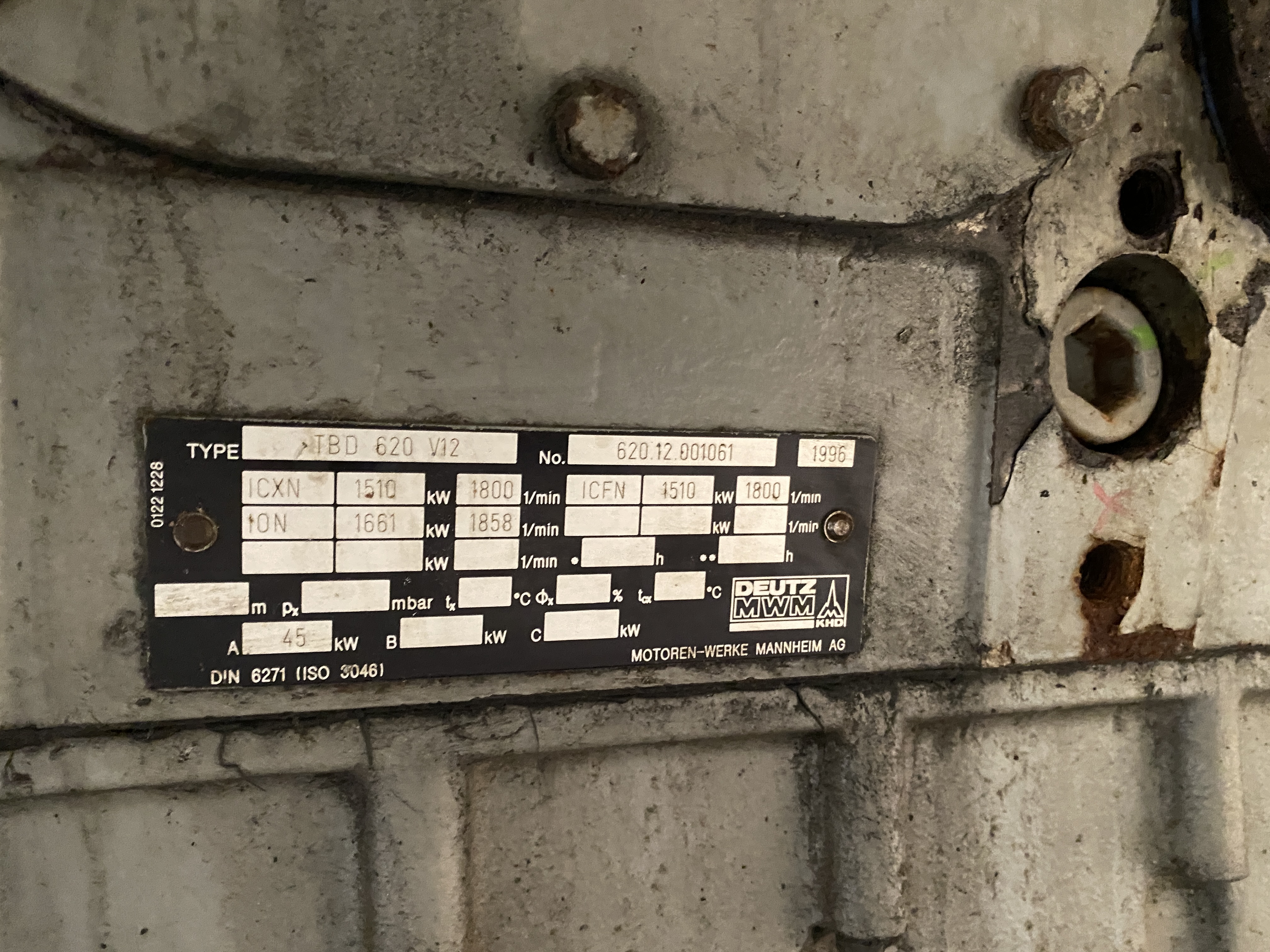 Used DEUTZ TBD 620V12