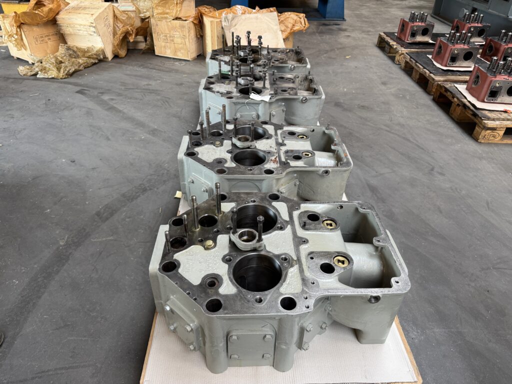 Used CYLINDER HEAD P/N 12183668 MWM TBRHS 345