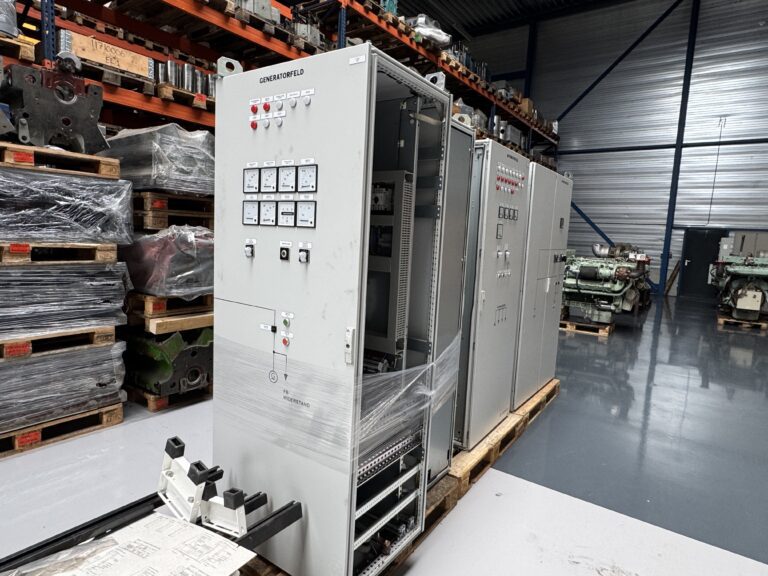 Used 1986 MAN D2842LE / PILLER DIESEL GEN.SET 400 KVA