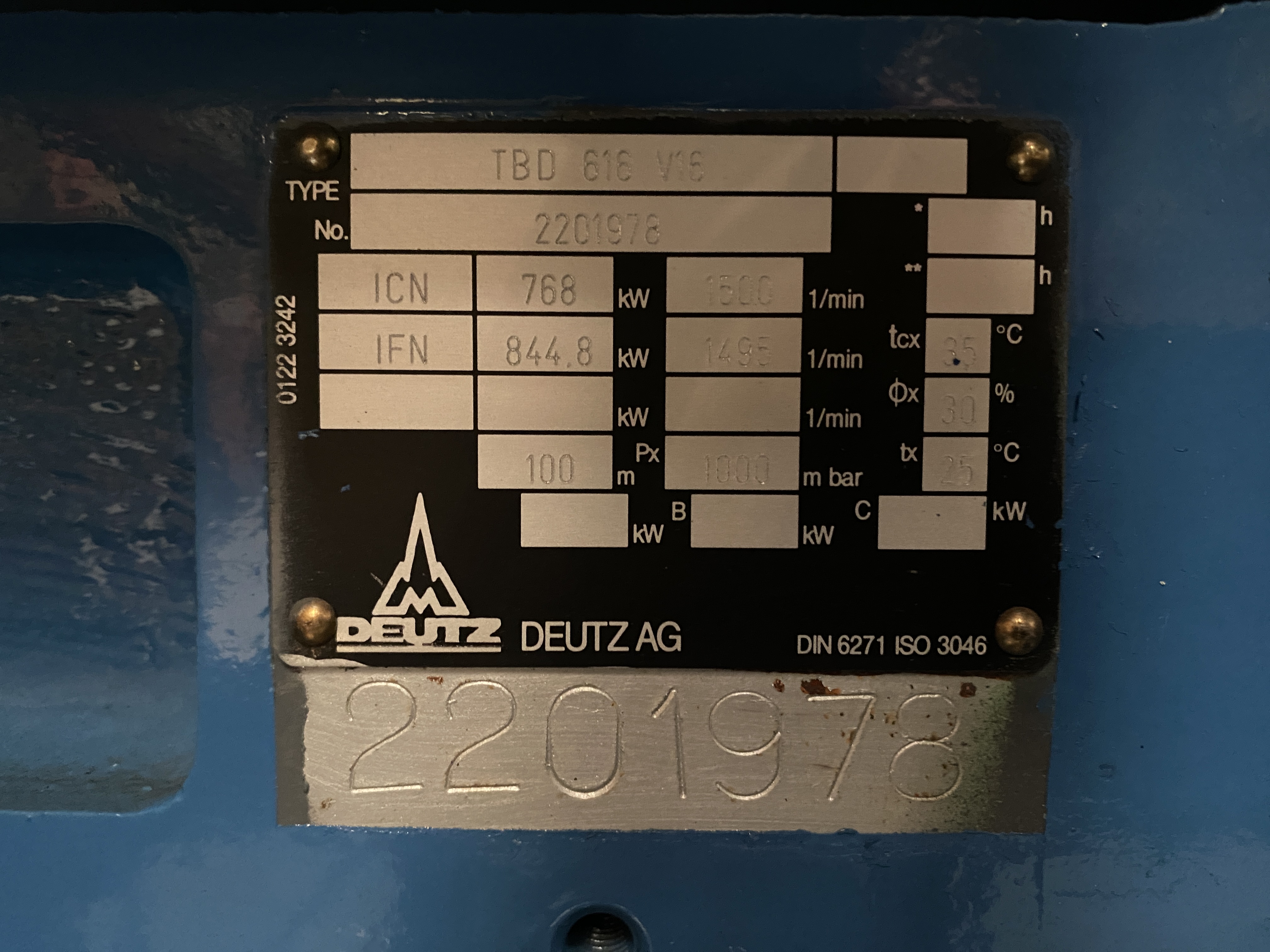 Used 2000 DEUTZ TBD 616-V16 / STAMFORD GEN. SET 800 KVA