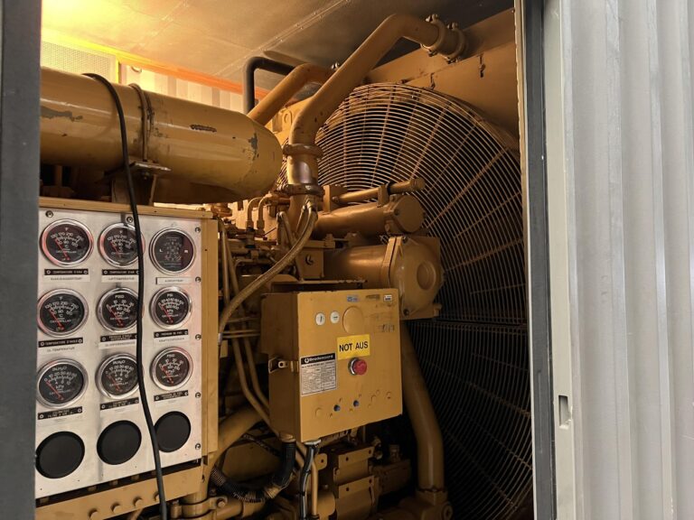 Used 1994 CATERPILLAR D3516B / CAT. SR-4 DIESEL GEN. SET 2000 KVA