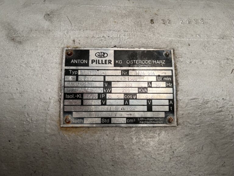 Used 1986 CUMMINS KT1150G / PILLER GEN SET 265 KVA