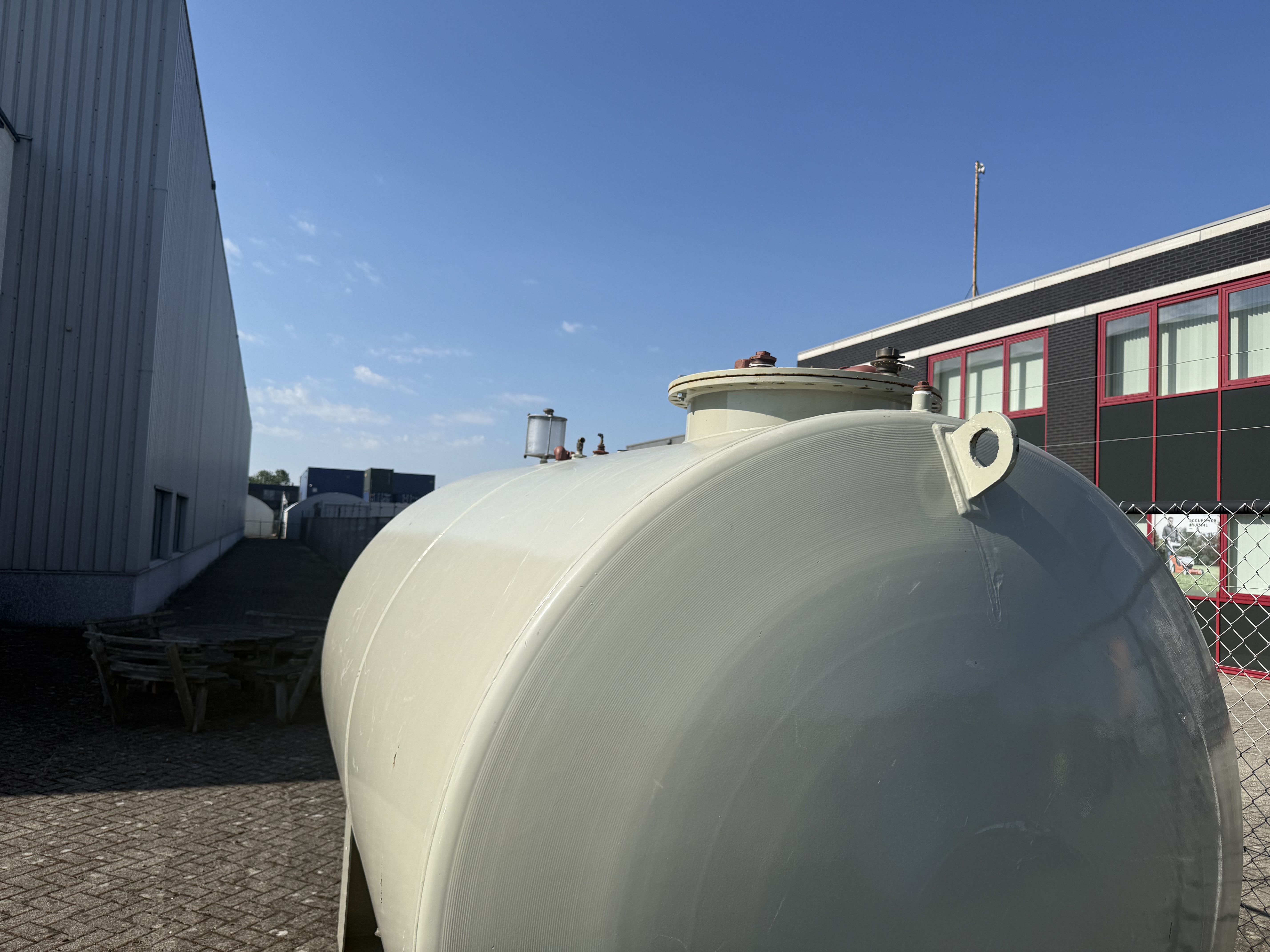 Used FOR SALE: 10,000-Liter Fuel Tank – OKTOBER 2025 - Certified – Excellent Condition