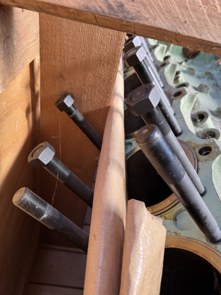 Used CYLINDER BLOCK MWM TBD 604-BVX12 - P/N 12137185