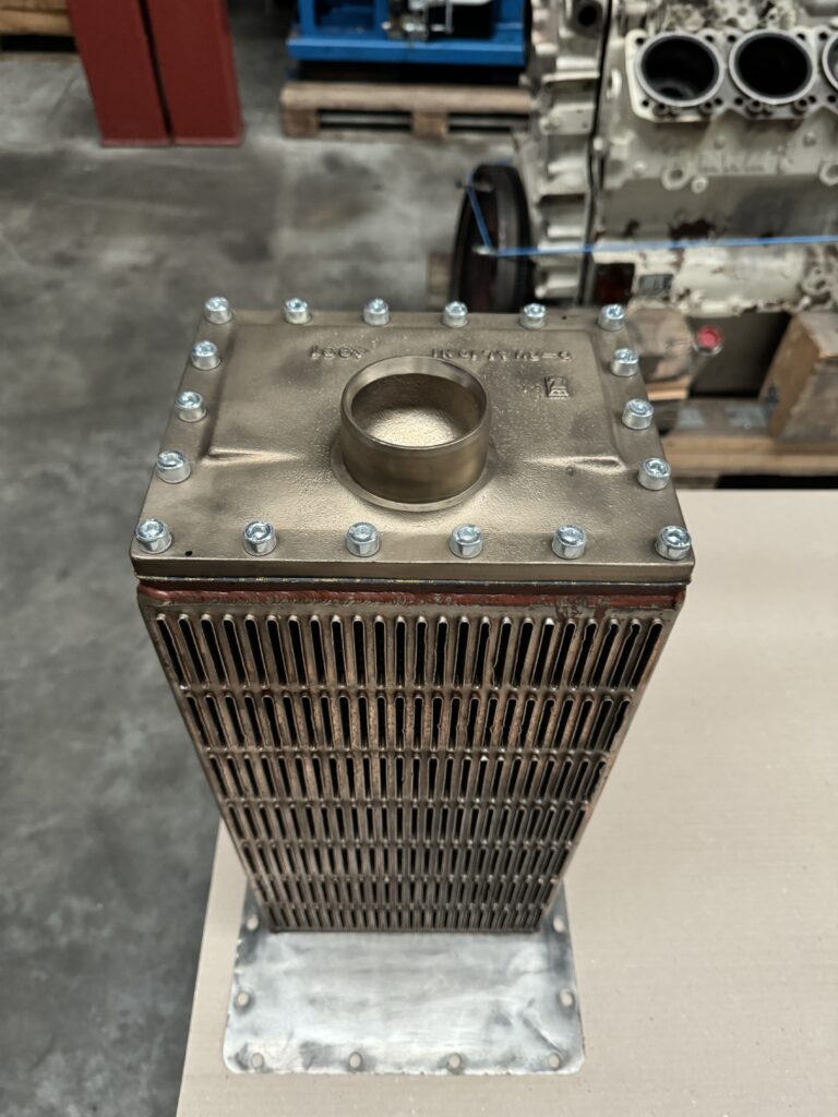 Used COOLER INSERT BEHR DEUTZ BA12M816 / BA16M816