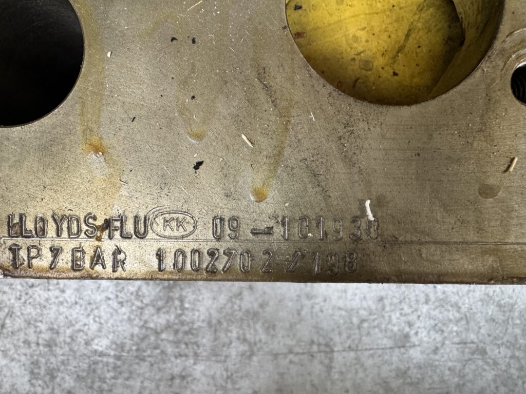 CYLINDER HEAD P/N 1218 3806 FOR MWM TBD 501