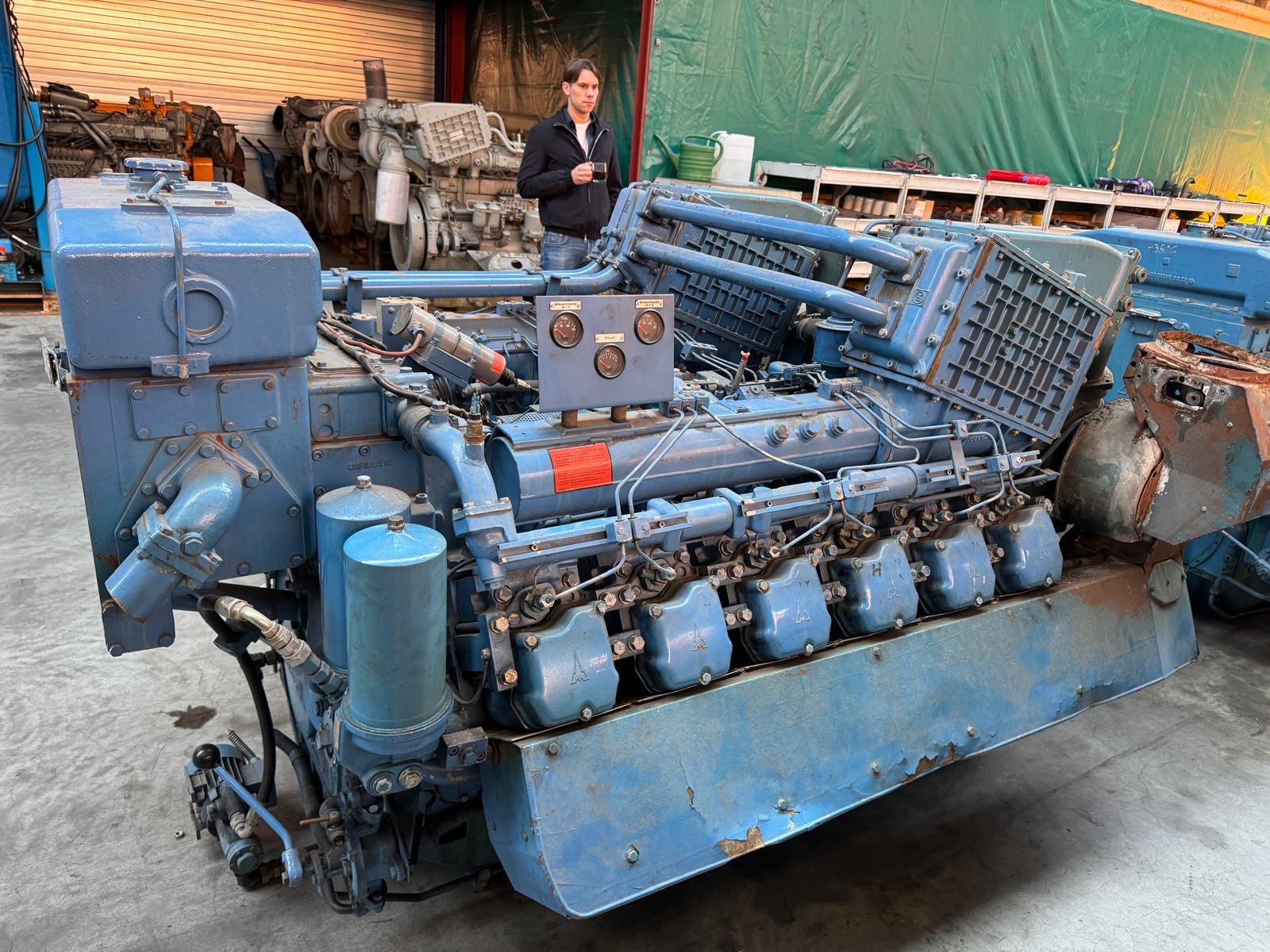 Used DEUTZ BA12M816R