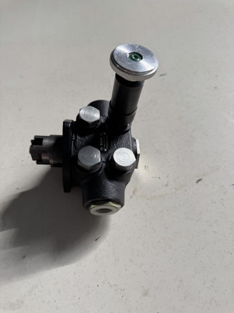 FUEL SUPPLY PUMP BOSCH P/N 12038286 FOR MWM TBD 604