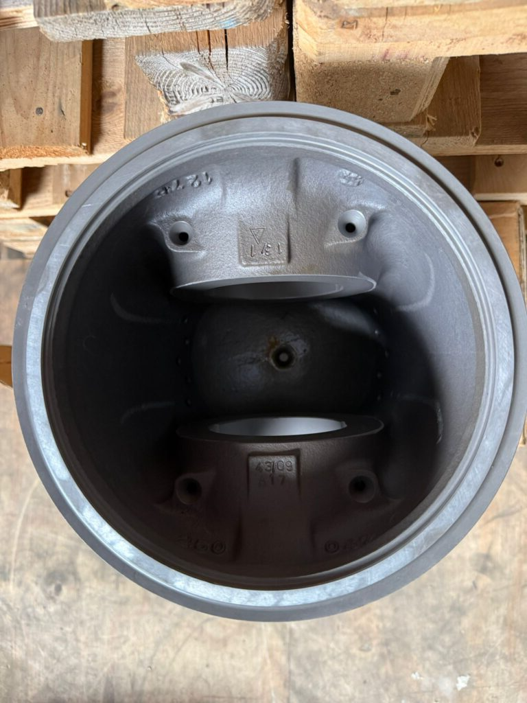 Used PISTON 12178478 – MWM TBD 440