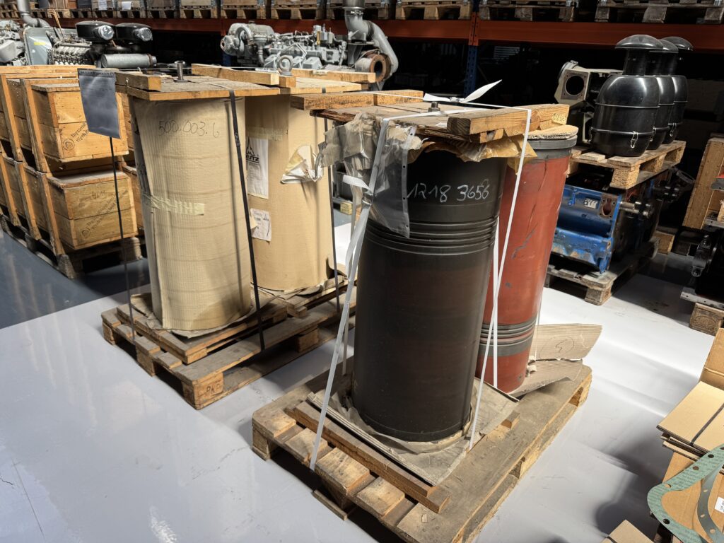 CYLINDER LINER P/N 12183656 MWM TBRHS 345