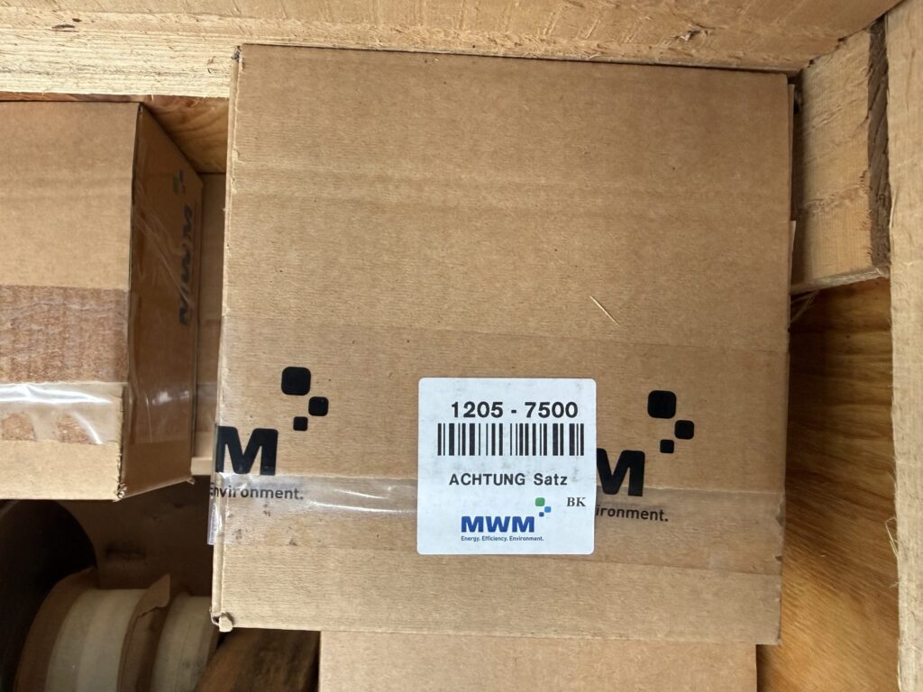 Used RECON MWM CRANKSHAFT RHS 518-A WITH MAIN AND CONNECTING ROD BEARINGS, 2nd UNDERSIZE