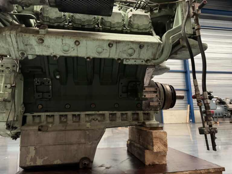 Used 2004 Deutz BF8M1015MC