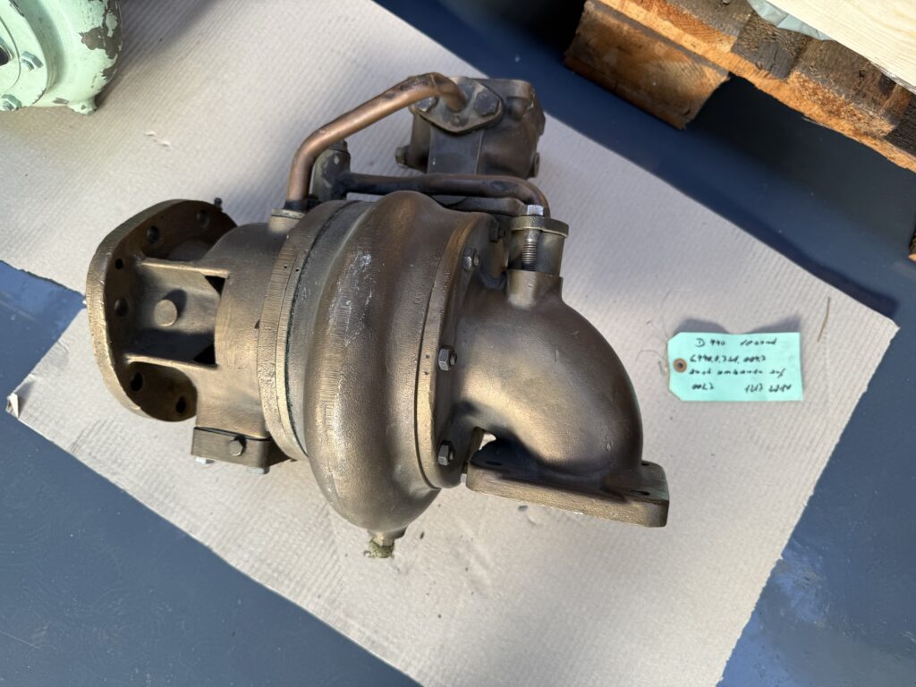 Used SEA WATER PUMP P/N 1217 2080 – MWM TBD 440 – 6/8