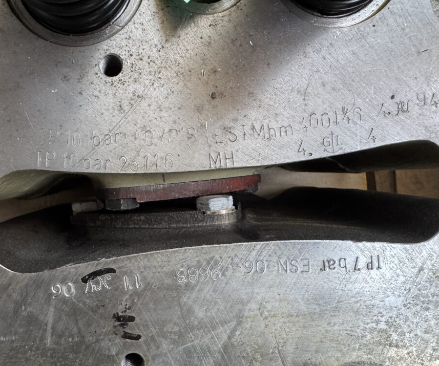 CYLINDER HEAD P/N 12170188 MWM TBD 440-6/8