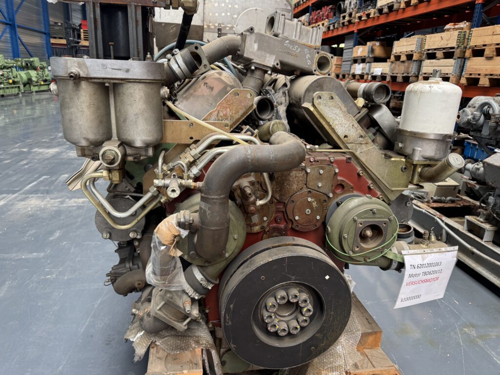 Used DEUTZ TBD 620-V12