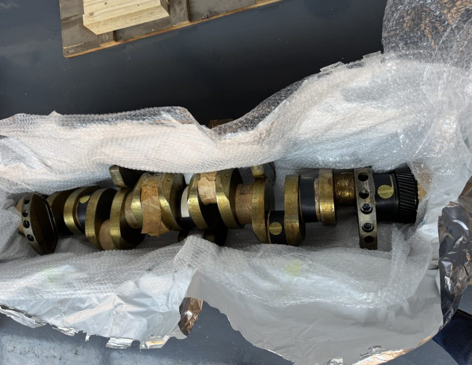 CRANKSHAFT P/N 04052460 FOR DEUTZ BA6M816