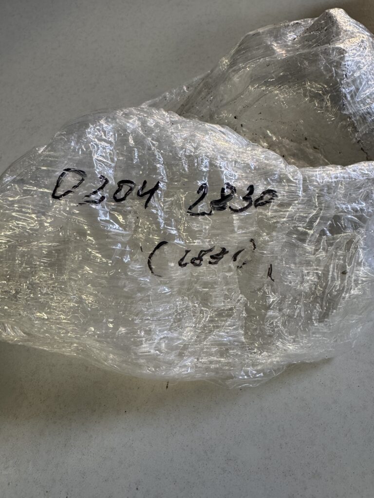 Used CYLINDER P/N 02042830/31 FOR DEUTZ 540/640