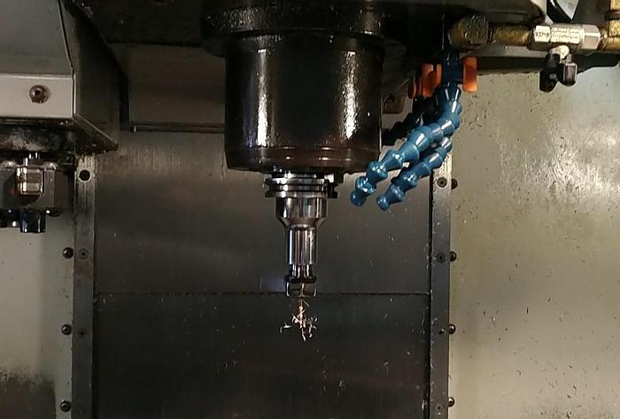 Used 2006 HAAS VF2SS Vertical CNC Mill