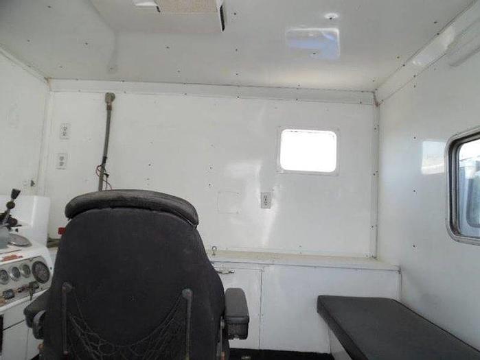 Used 1997 Freightliner Gearheart wireline