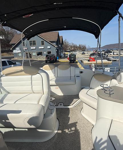 Used 2009 Sea Ray 240 Sundancer