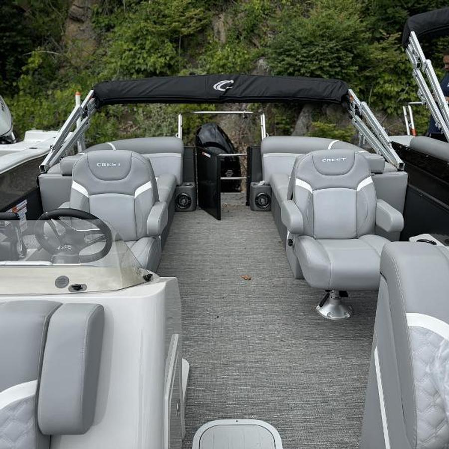 2024 Crest Classic DLX 220