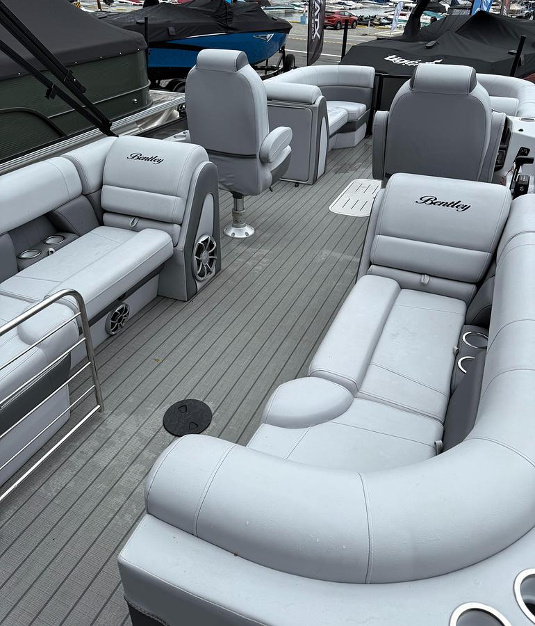 2024 Bentley Pontoons 223 ELITE ADMIRAL