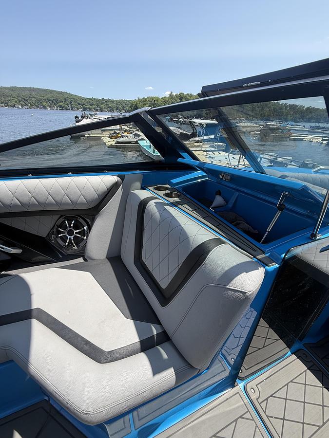 Used 2019 Tige ZX5