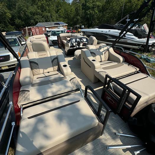 2025 Crest Classic 220 SLRC