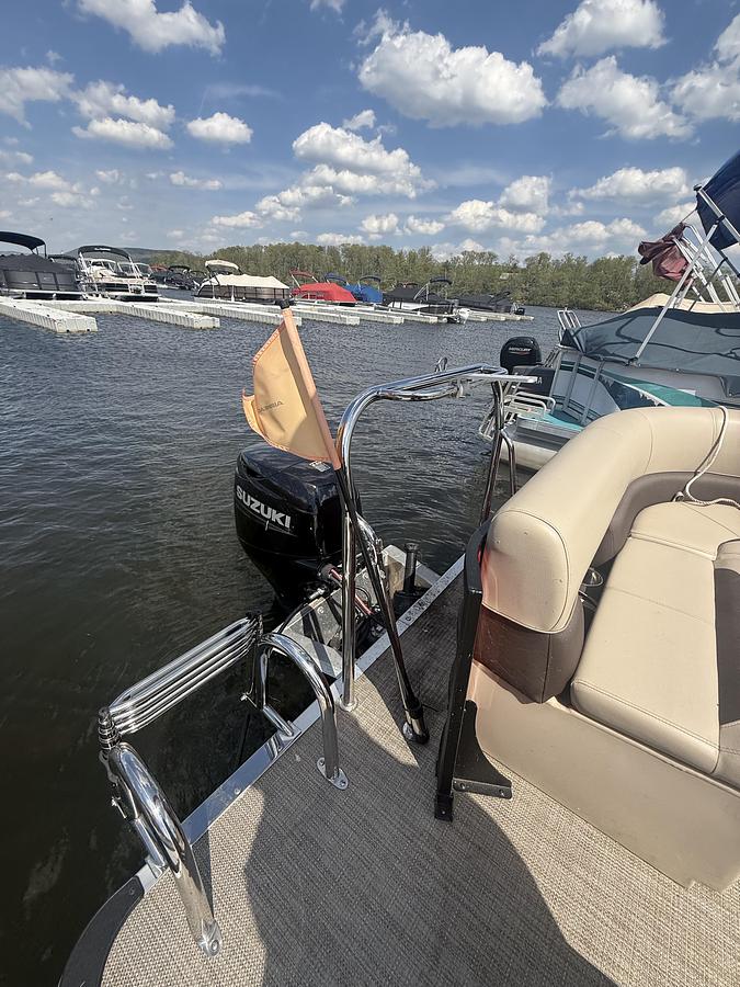 Used Bentley Pontoons 20 LE