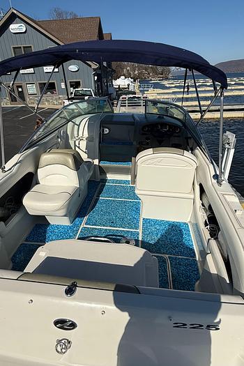 Used 2006 Sea Ray 225 Weekender