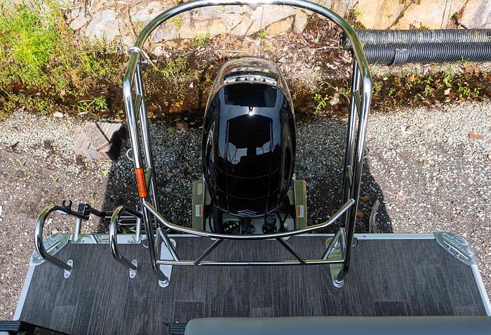 2023 Crest Classic DLX 220