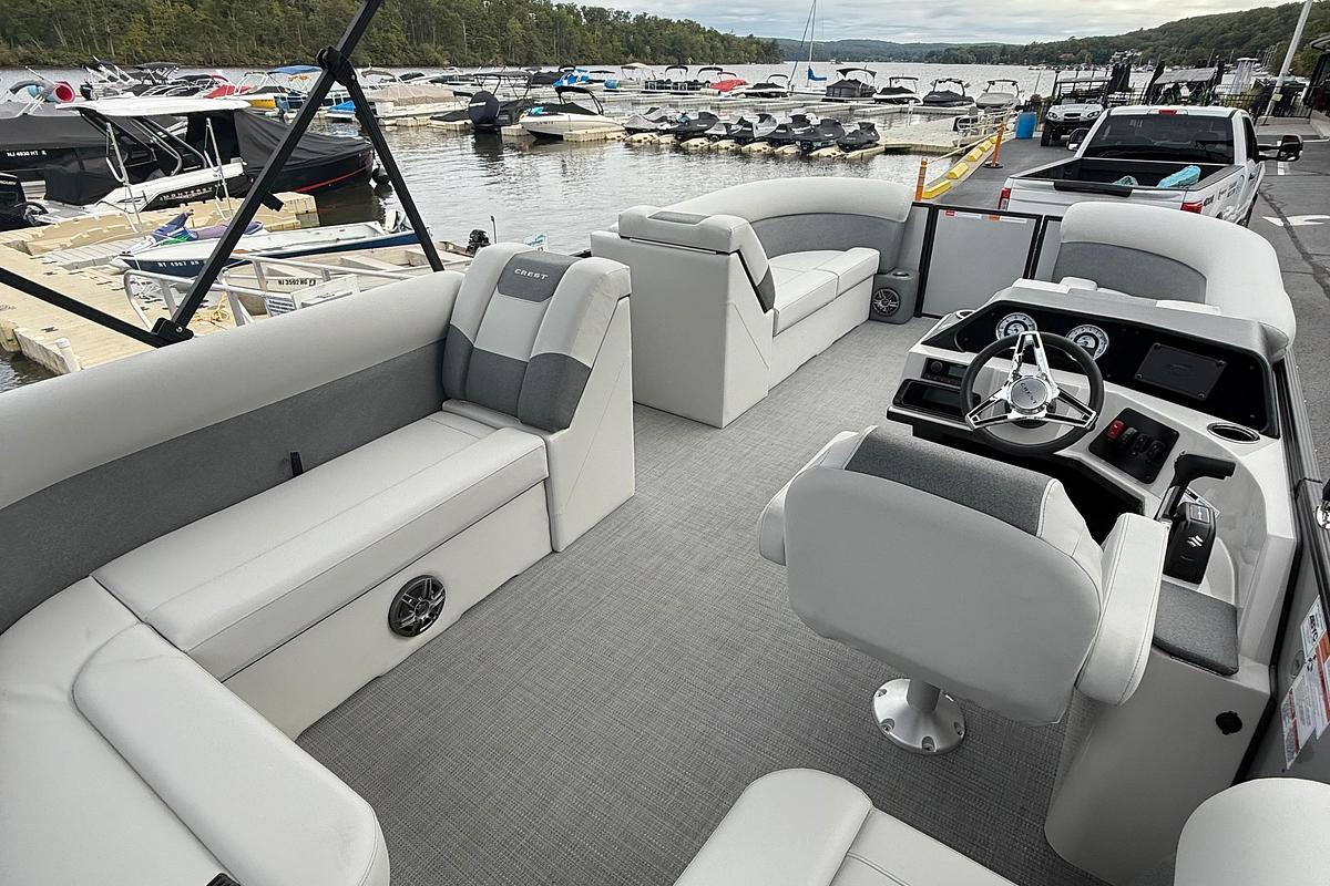 2026 Crest Conquest SE 220 Cruise