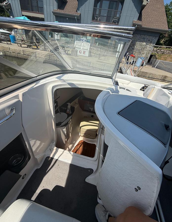 Used 2012 Regal 2700 ES Bowrider