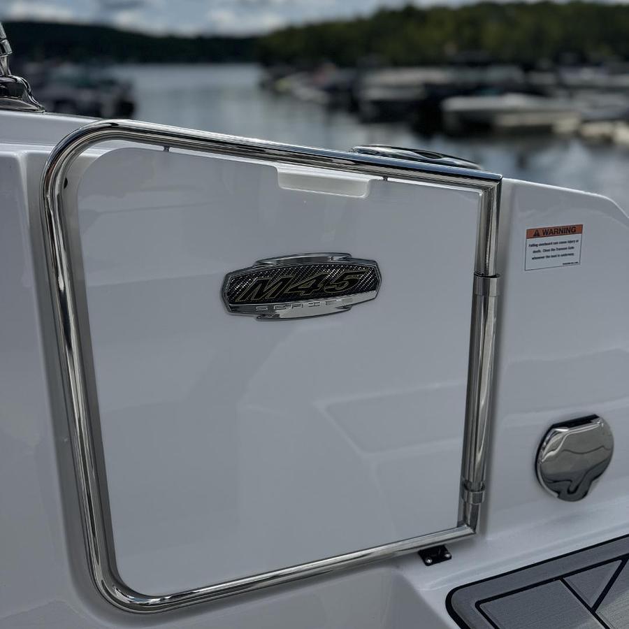 2025 Monterey M45 Series