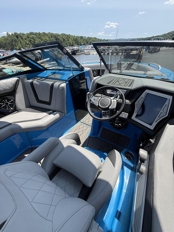 Used 2019 Tige ZX5