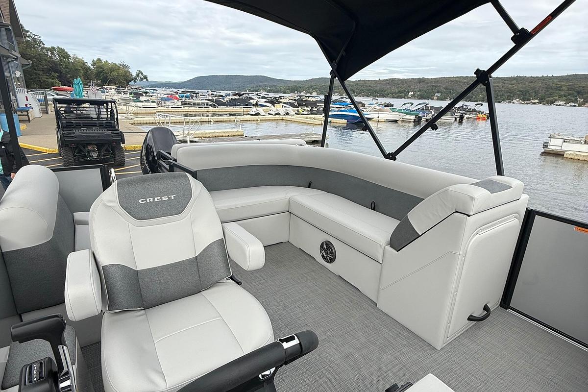 2026 Crest Conquest SE 220 Cruise