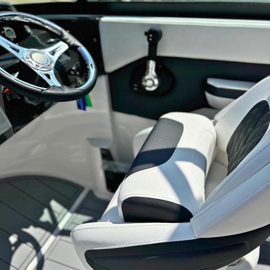 2025 Monterey M-205