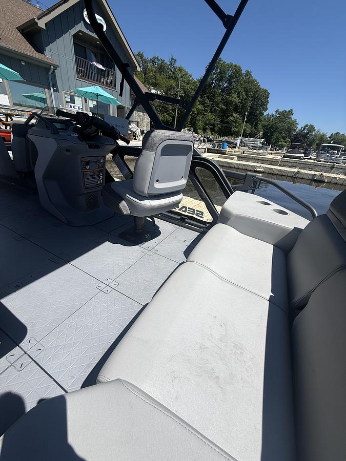 Used 2023 SeaDoo Switch 46PX