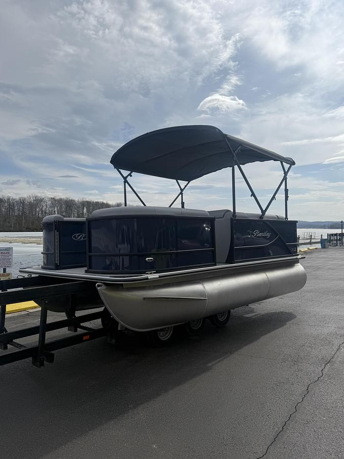 Used 2026 Bentley Pontoons LE 160CR