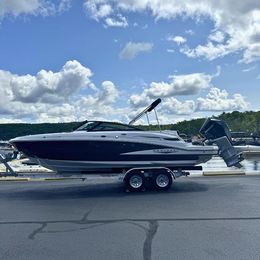 2025 Monterey M45 Series