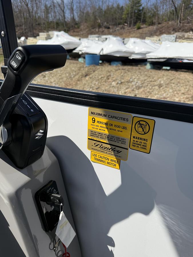 2026 Bentley Pontoons Bolt 203