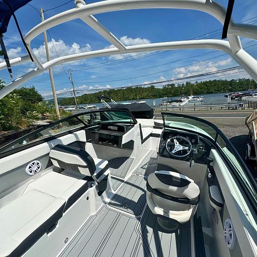 2025 Monterey M-205