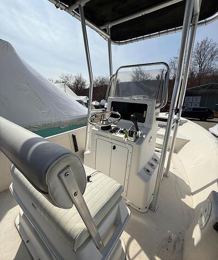 Used 2010 May-Craft 1800 Skiff