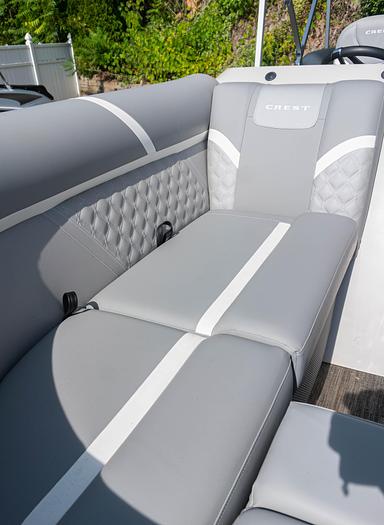 2023 Crest Classic DLX 220